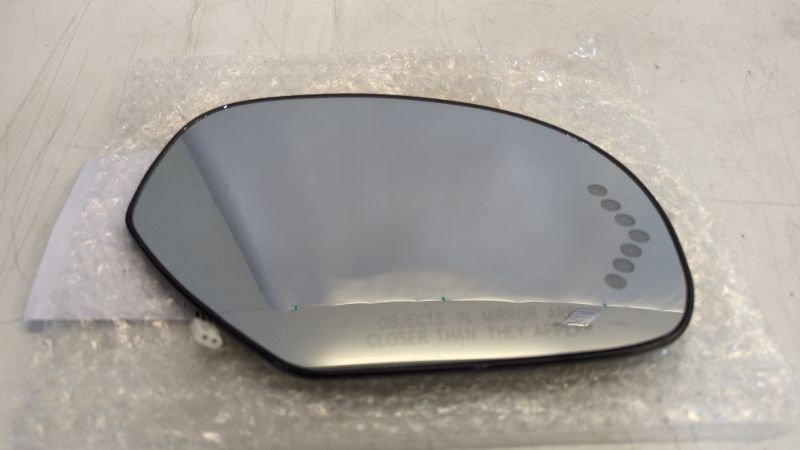 Photo 2 of APA Replacement Mirror Glass Power Heated with LED Signal for 2007-2014 SILVERADO TAHOE SUBURBAN Passenger Right Side 15886196 15886197 GM1323353 GM1323652 GM1325138
