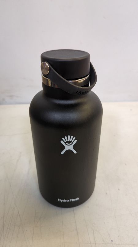 Photo 2 of Hydro Flask Wide Mouth Bottle with Flex Cap 64 Oz Black