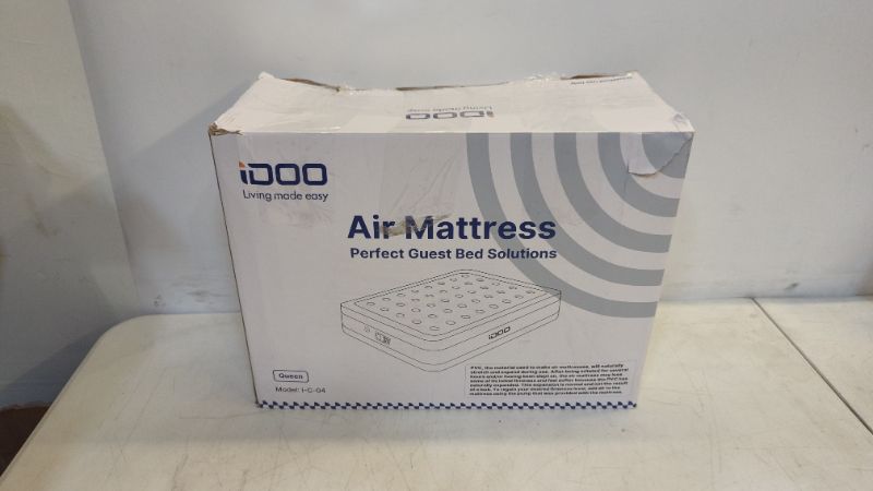 Photo 2 of iDOO Queen Air Mattress with Built in Pump, Inflatable Mattress for Camping & Guest, Blow Up Mattress, colchon inflable, Airbed - Self Inflating, Foldable, Portable & Comfortable, Air Bed 18" Raised
