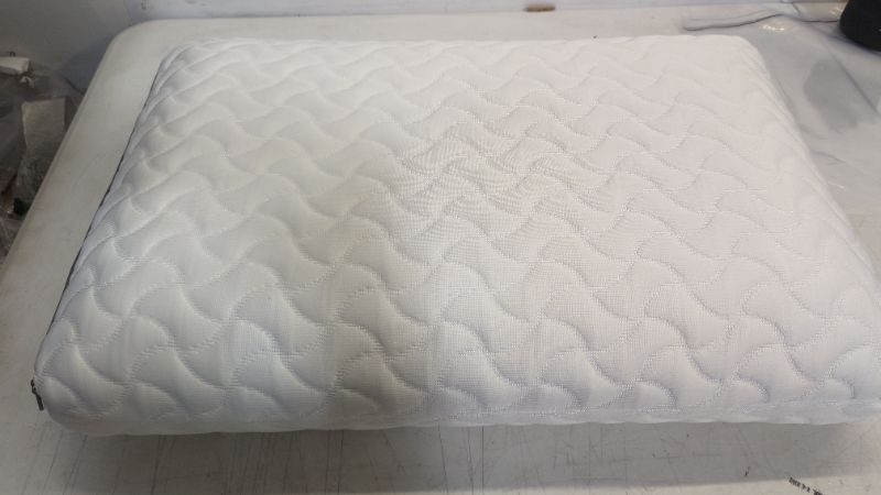 Photo 2 of Tempur-Pedic TEMPUR-Cloud Pillow for Sleeping, Standard, White