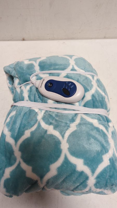 Photo 3 of Beautyrest Ogee Printed Plush Electric Blanket for Cold Weather, Fast Heating, Auto Shut Off, Virtually Zero EMF, Multi Heat Setting, UL Certified, Machine Washable, Aqua Oversized Throw 60x70
