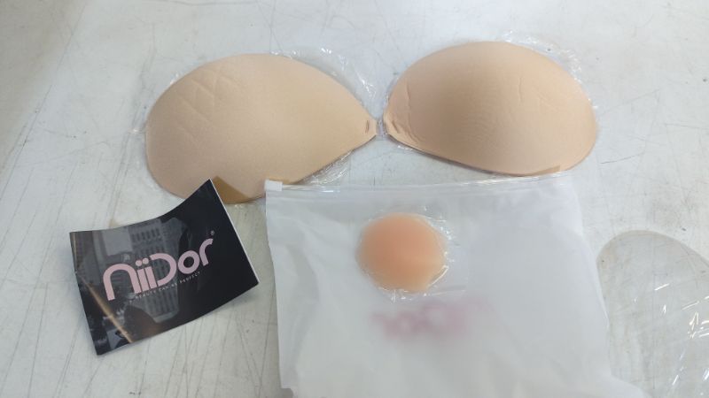 Photo 2 of Niidor Adhesive Bra Strapless Sticky Invisible Push up Silicone Bra for Backless Dress with Nipple Covers
