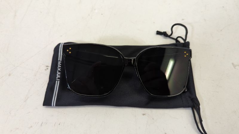 Photo 2 of MAXJULI Oversized Sunglasses for Women Men UV Protection 8056
