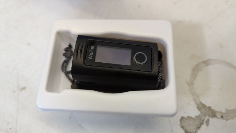 Photo 2 of Wellue Bluetooth Pulse Oximeter Fingertip PC-60FW, Blood Oxygen Saturation Monitor with Free APP, Batteries, Carry Bag & Lanyard Square