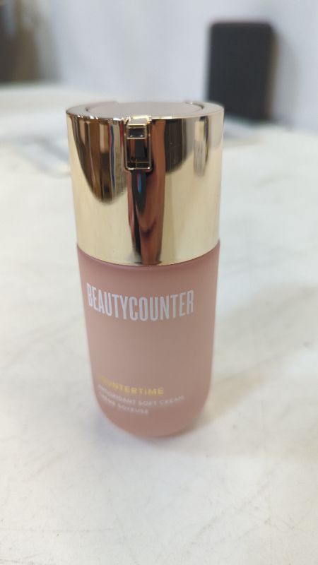 Photo 2 of Countertime Tripeptide Radiance Serum Beautycounter
