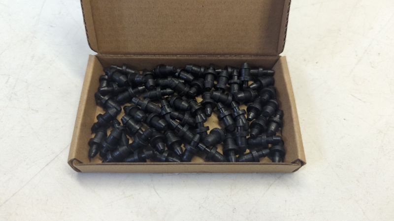 Photo 2 of JCBIZ 60pcs Black Color Multifunctional Plug Drip Irrigation Tube End Closure 19mm Length for Garden Irrigation