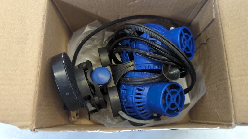 Photo 2 of FREESEA Aquarium Circulation Pump Wave Maker Power Head with magnetic mount Suction (1600 GPH, Blue) 1600 GPH (Blue)