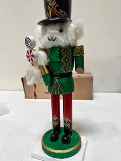 Photo 4 of FUNPENY 14" Christmas Decorative Nutcracker Figures, Wooden White Bear Wear Green Uniform Hold Candy, Festive Collectible Nutcracker Gift for Indoor Winter Table Desktop Fireplace Decorations

FUNPENY 14" Christmas Decorative Nutcracker Figures, Wooden Wh