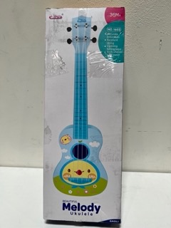 Photo 7 of BAOLI plastics wood color beautiful melody Ukulele with accurate intonation excellent string opening tuning keys arch-shaped back panel

Opening tuning heads to make the ukulele easy to maintain and stay in key with adjustable tightness
Please download th