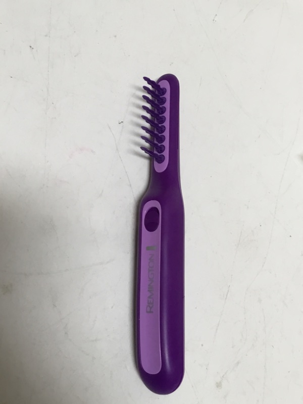 Photo 2 of Remington Tame the Mane Thick and Curly Hair Detangling Brush for Kids and Adults, Wet or Dry Detangling, Brush Cover Included, Cordless; Battery Operated, Purple. (Batteries Included)
