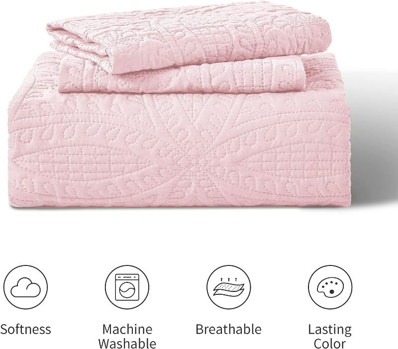 Photo 1 of Love's cabin Quilts for Queen Bed Pink Bedspreads - Soft Bed Summer Quilt Lightweight Microfiber Bedspread- Modern Style Coin Coverlet for All Season (Queen)