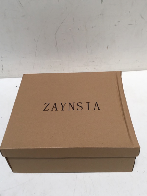 Photo 2 of ZAYNSIA  White Ankle Boot size 10
