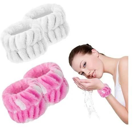 Photo 1 of 4PCS Wrist Washband for Women Girls Wrist Towels for Washing Face Microfiber Wrist Spa Wash Towel Band Face Washing Wristband Absorbent Wristband Wrist Sweatband for Women Prevent Liquid from Spilling