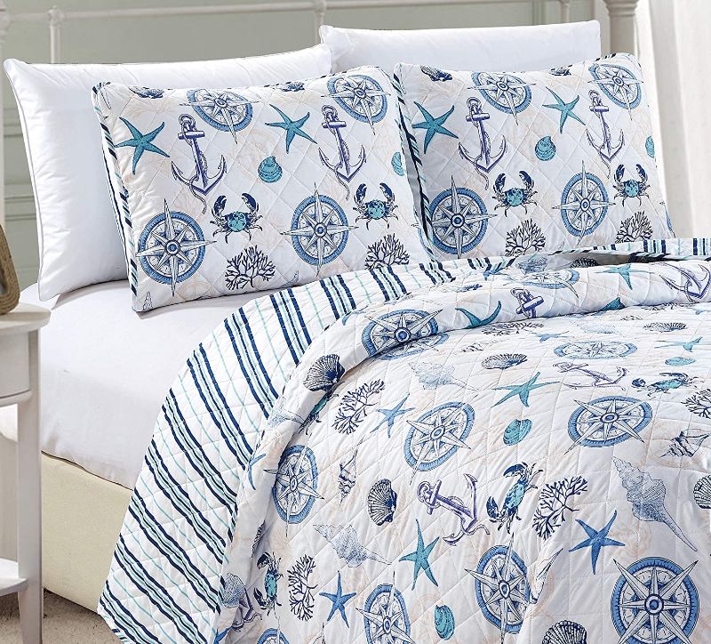 Photo 1 of Great Bay Home 2-Piece Twin Reversible Lightweight Nautical Quilt Comforter with 1 Sham | All-Season, Modern, Beach Bedspreads | Blue Seashell Coverlet Sets | Azure Quilts Collection