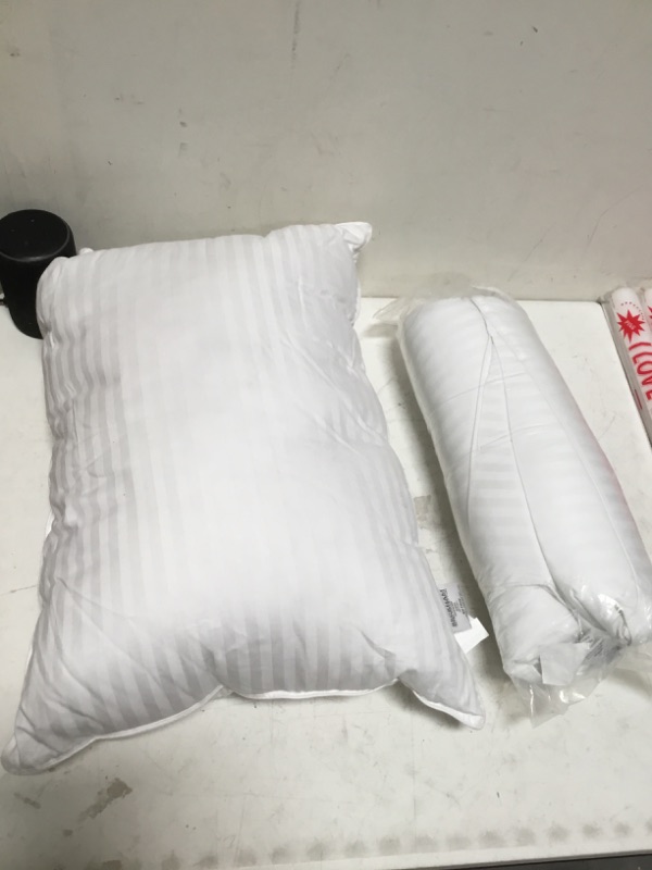 Photo 2 of Beckham Hotel Collection Bed Pillows Standard / Queen Size Set of 2 - Down Alternative Bedding Gel Cooling Pillow for Back, Stomach or Side Sleepers