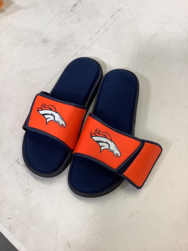 Photo 2 of FOCO Mens Denver Bronco Logo Sport Shower Foam Slide Flip Flop Sandals