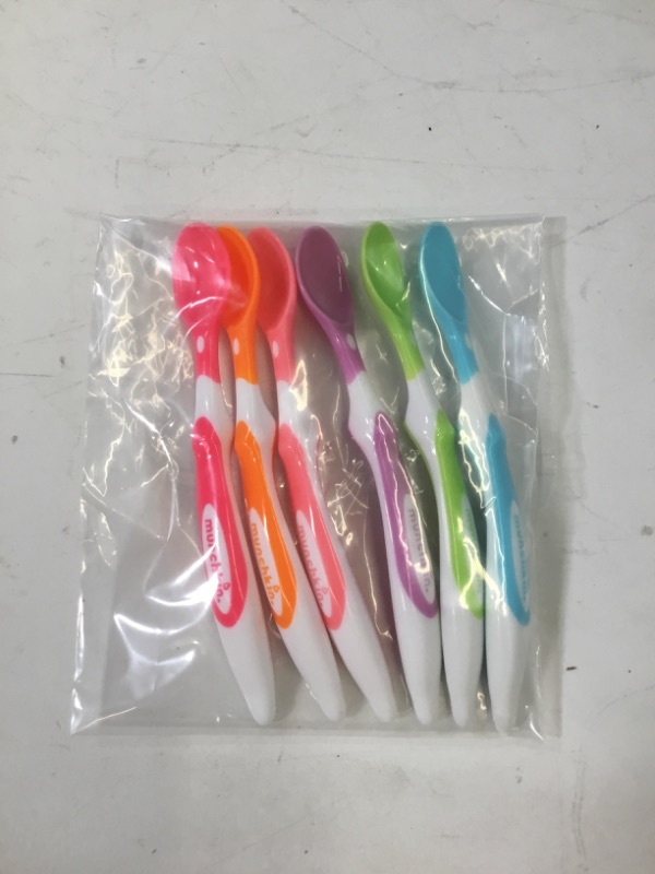 Photo 2 of Munchkin - Soft-Tip Infant Spoons (6pk)