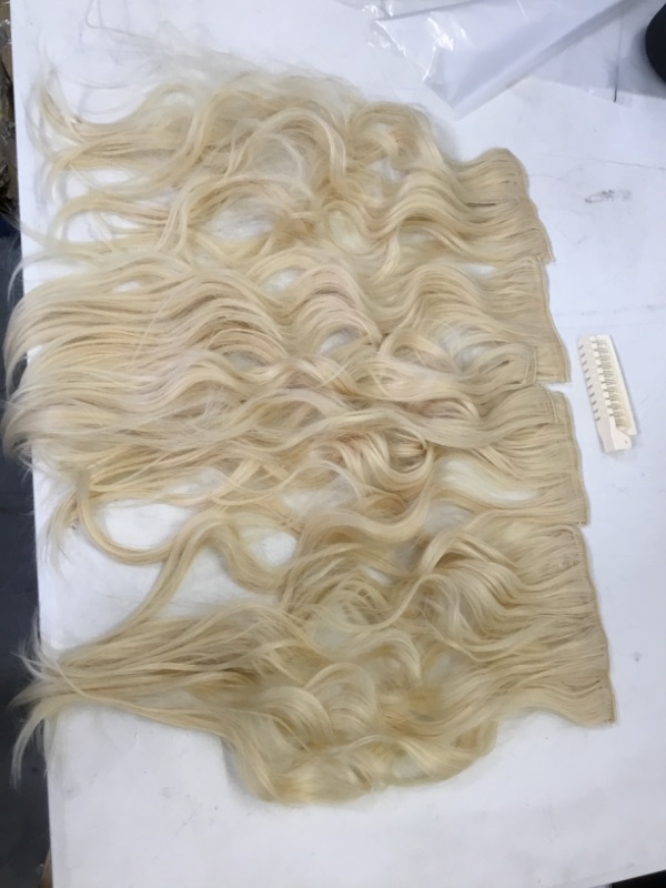 Photo 2 of Blonde Clip In Hair Extensions 20 Inch 6 Pcs Long Wavy Curly Strawberry Blonde Highlight Bleach Blonde Hair Extensions Synthetic Fiber Double Weft Soft Hairpieces For Women