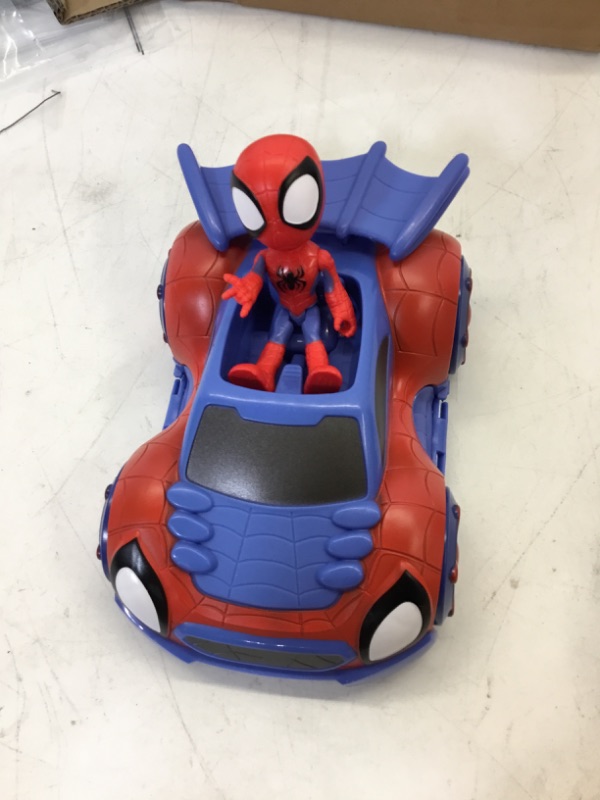 Photo 2 of Spidey and His Amazing Friends Marvel Change 'N Go Web-Crawler and Spidey Action Figure, 2-in-1 Vehicle, 4-Inch , for Kids Ages 3 and Up Frustration-Free Packaging