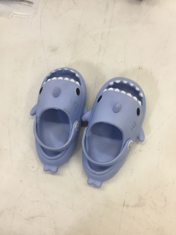 Photo 2 of CHEFRU Children'S Bathroom Slippers Summer Shark Slippers For Children Cold Slippers Indoor Non-Slip Soft Bottom Comfort Cute Hole Shoes Boys Girls Home Slides 16cm insole 