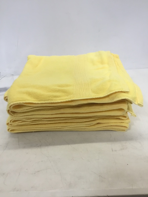 Photo 2 of Set of 4 Yellow Large Bath Towels 