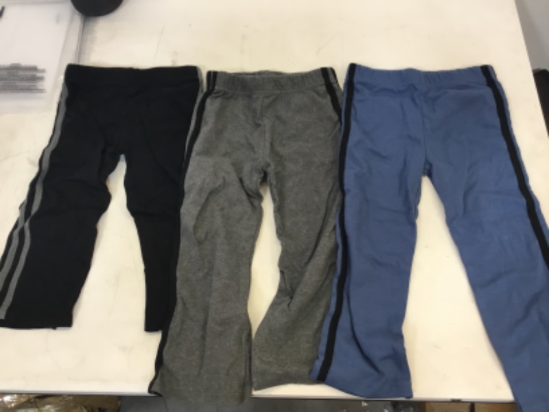 Photo 1 of Set of Three Youth Sweatpants 3T 