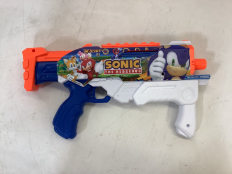 Photo 2 of X-Shot Sonic Fast-Fill Hyperload Watergun, Water Blaster, Water Toys, 2 Blasters Total, Fills with Water in just 1 Second!
