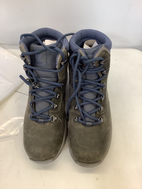 Photo 2 of Timberland Mt. Maddsen Valley Mid Waterproof Womens 8 