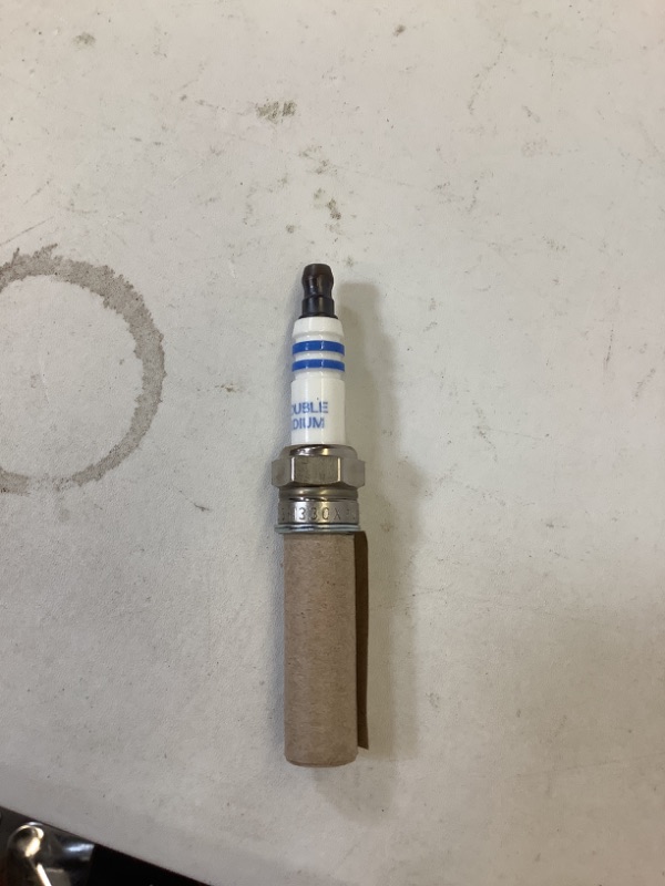 Photo 1 of Bosch Automotive (9619) OE Fine Wire Double Iridium Spark Plug - Single