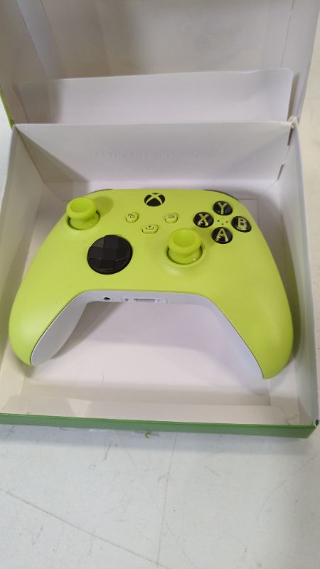Photo 3 of Xbox Core Wireless Controller – Electric Volt