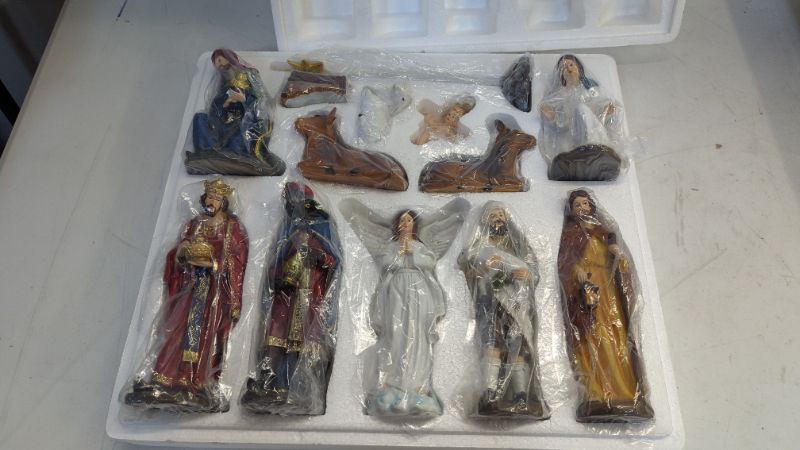 Photo 4 of BESBLEE Nativity Sets for Christmas Indoor Set of 13 Pieces 7.9 Inches Tabletop Holidays Decor Nativity Scene Resin Figurines Set Religious Decorations Collection Gifts
