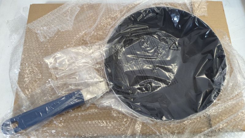 Photo 1 of Misen Nonstick Frying Pan - Non Stick Fry Pans for Cooking Eggs, Omelettes and More - 10 Inch Cooking Surface Nonstick Skillet Pan 10"