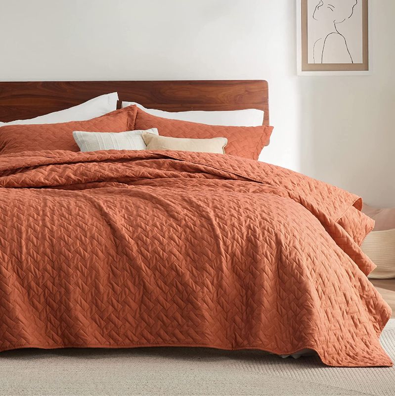 Photo 1 of Bedsure King Size Quilt Set - Lightweight Summer Quilt King - Burnt Orange Bedspreads King Size - Bedding Coverlets for All Seasons (Includes 1 Quilt, 2 Shams)
