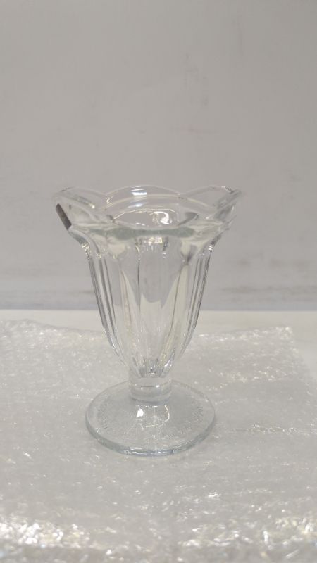 Photo 4 of 7.5-Ounce Footed Ice Cream Cups, Classic Sundae Style Glass Cups, Thick and Durable, For Sundaes, Milkshakes, Ices, Desserts, Set of 6 Dessert Glasses 3.8” x 5”