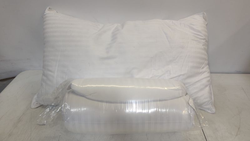 Photo 3 of Beckham Hotel Collection Bed Pillows King Size Set of 2 - Down Alternative Bedding Gel Cooling Big Pillow for Back, Stomach or Side Sleepers
