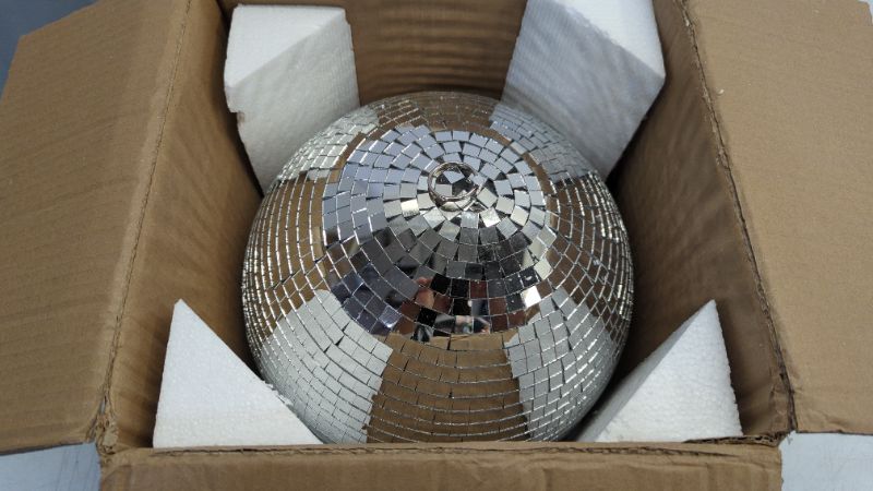 Photo 3 of 12" Disco Ball Mirror Ball Disco Party Decoration Stage Light Dj Light Effect Home Business Christmas Display Decoration Silver
