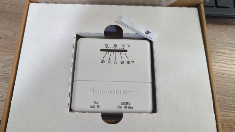 Photo 3 of Honeywell Home CT31A1003 Heat/Cool Non-Programmable Thermostat, Beige
