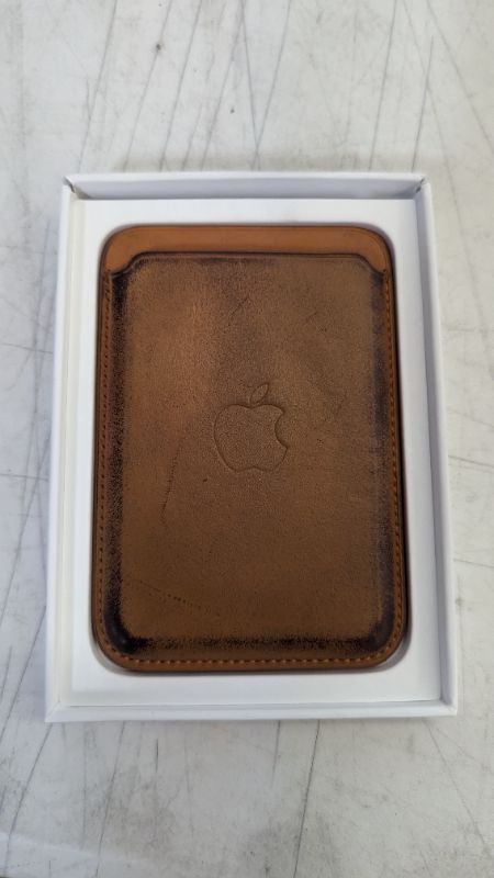 Photo 3 of Apple Leather Wallet with MagSafe (for iPhone) - Now with Find My Support - Orange ???????
