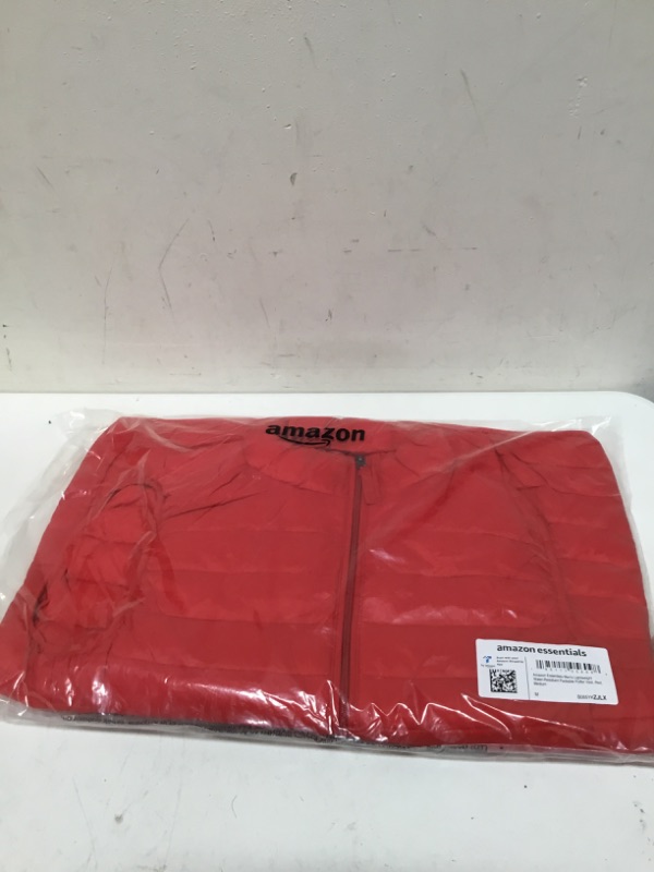 Photo 2 of Amazon Essentials Men's Lightweight Water-Resistant Packable Puffer Vest Medium Red