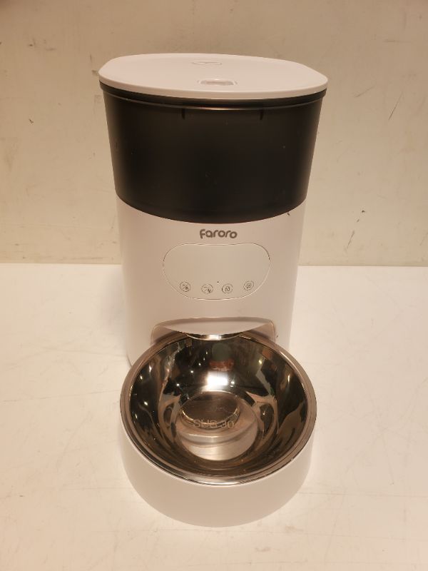 Photo 2 of FARORO Automatic Food Dispenser MODEL:PF20