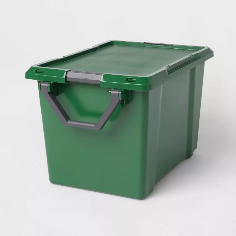 Photo 1 of 32GAL WHEELED LATCHING HEAVY DUTY TOTE- GREEN - BRIGHTROOM - ***DAMAGED ***