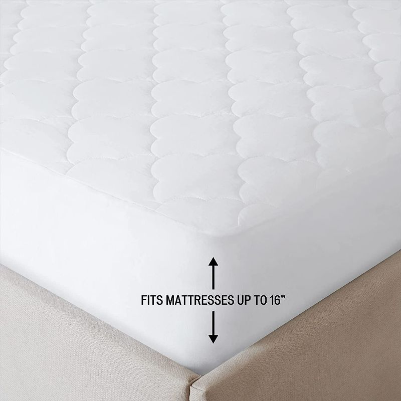 Photo 1 of Sleep Philosophy  Bed Mattress Protection Pad Queen 60x72