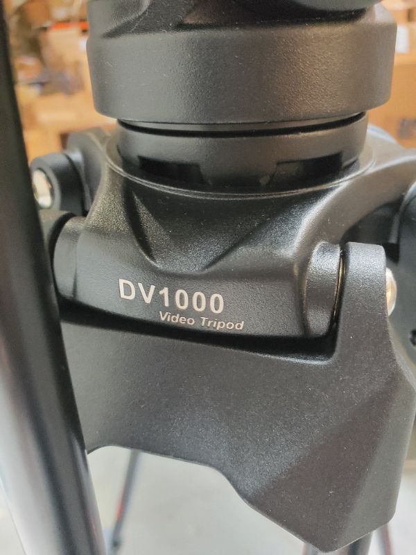 Photo 5 of 1COUNT COMAN DV100 - Heavy Duty Tripod Professional Video Tripod Aluminium 72inch with 360 Degree Fluid Head for Canon Nikon DSLR Camcorder Cameras