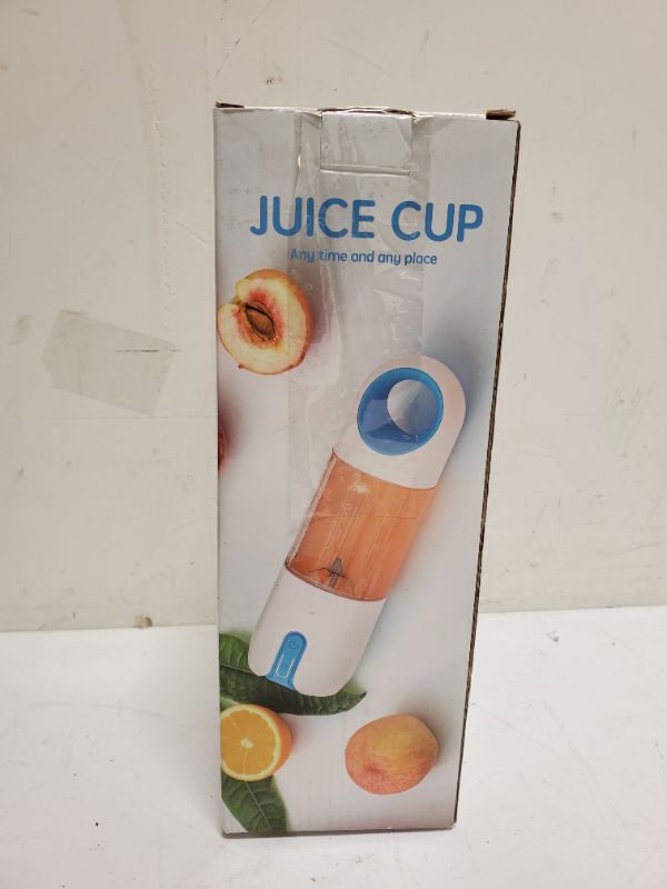 Photo 3 of Electric Fruit Cup, Juicer Cup Hand Portable Mini Extractor Machine USB Charging 4 Blade Carriable 480ml Personal for Gym Kitchen 