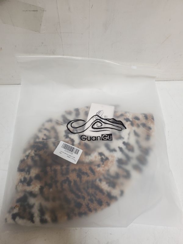 Photo 1 of GuanGu Winter Fuzzy Bucket Hat Women Men Warm Teddy Lamb Wool Fisherman Hats(Leopard Lamb Wool)