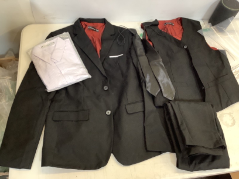Photo 1 of YuanLu Boys Tuxedo for Kids Toddler Boy Formal Suits Set No Tail 14Y 