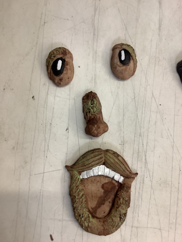 Photo 1 of MTRSUE Tree Faces Decor Outdoor Ghostface Facial Features Tree Decoration, Creative Garden Tree Trunk Decoration for Halloween Easter Tree Art