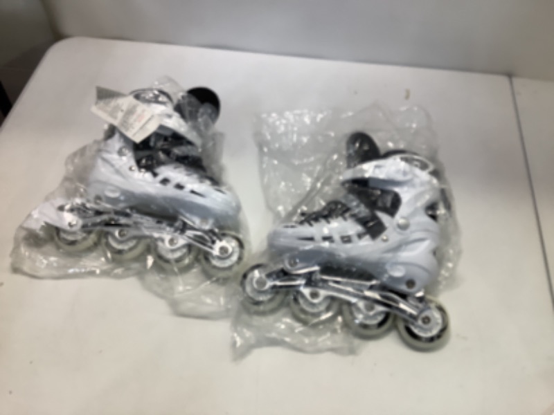 Photo 4 of 4 Types Size Adjustable Inline Skates Kids Adults for Outdoor Flash Men and Women Roller Skates Beginners Featuring All Illuminating Wheels Roller Shoes Pu High Elastic Wear Wheel