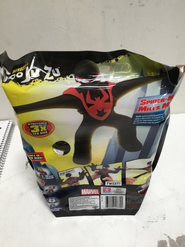 Photo 3 of Heroes of Goo Jit Zu Marvel Supagoo Hero Pack 8" Tall Super Stretchy Spider-Man Miles Morales Action Figure