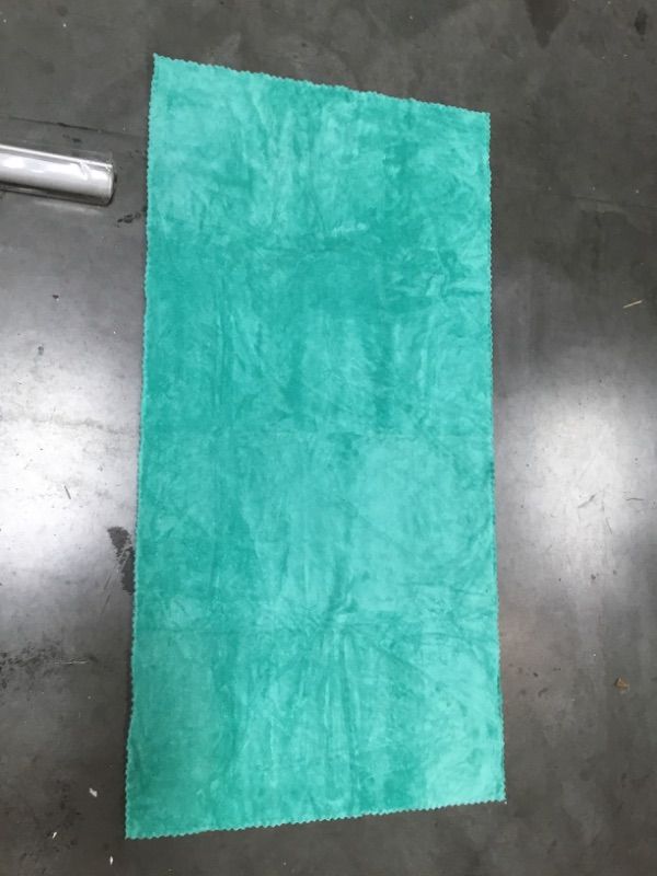 Photo 2 of WELLDAY Plain Green Solid Color Bath Towels Soft Absorbent Bath Towels Bath Towel Set of 3 for Home Hotel Bathroom Decor